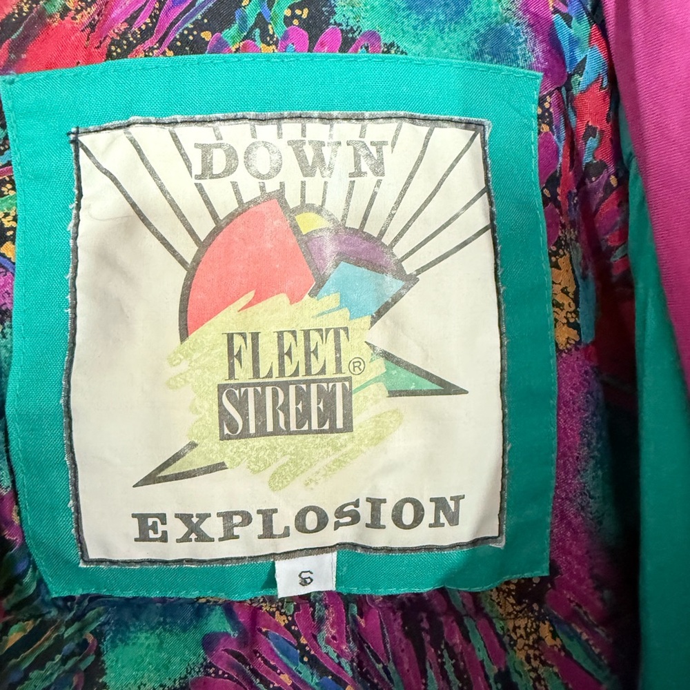 Vintage oversized Teal and Pink Puffer Jacket Small - Picture 2 of 15